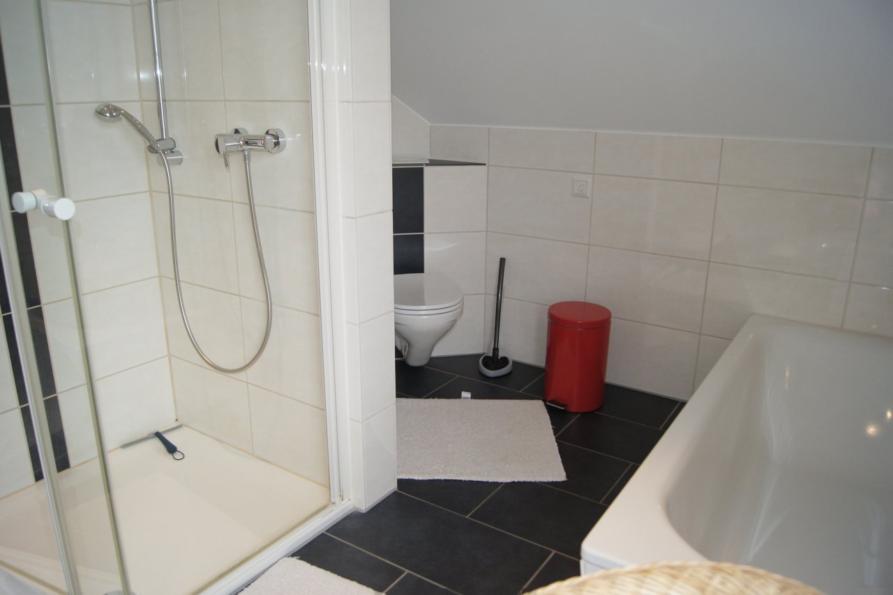 ** verkauft** Wunderschönes Einfamilienhaus mit Pool und Wärmepumpe in toller Lage