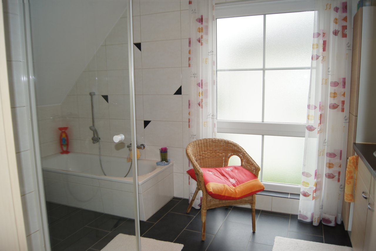 ** verkauft** Wunderschönes Einfamilienhaus mit Pool und Wärmepumpe in toller Lage