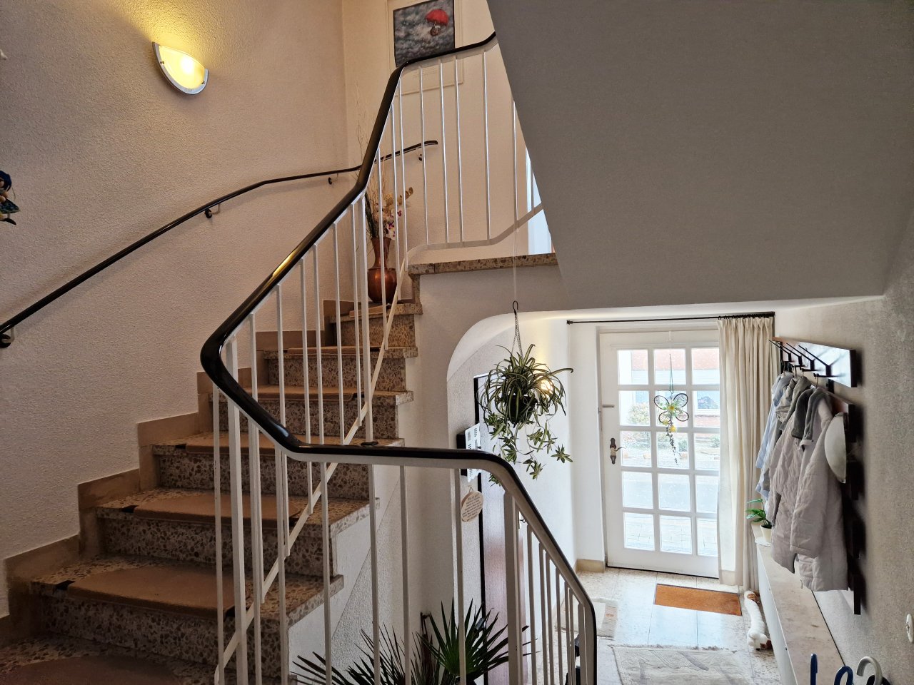 **verkauft** Ihr neues Zuhause für die kleine Familie... am Ende der Sackgasse.