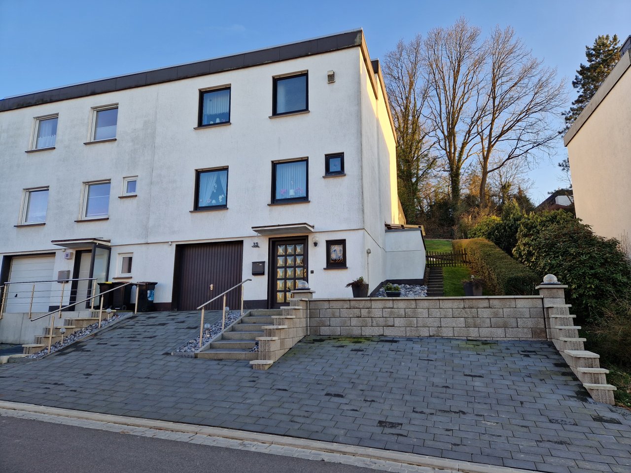 **verkauft** Ihr neues Zuhause für die kleine Familie... am Ende der Sackgasse.