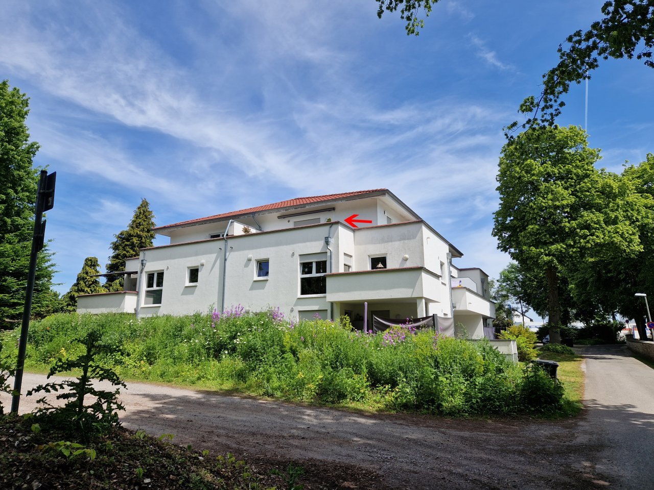 **vermietet** Barrierefreie Penthousewohnung in Löhne mit großer Dachterrasse, Fahrstuhl, Einbauküche und PKW-Stellplatz