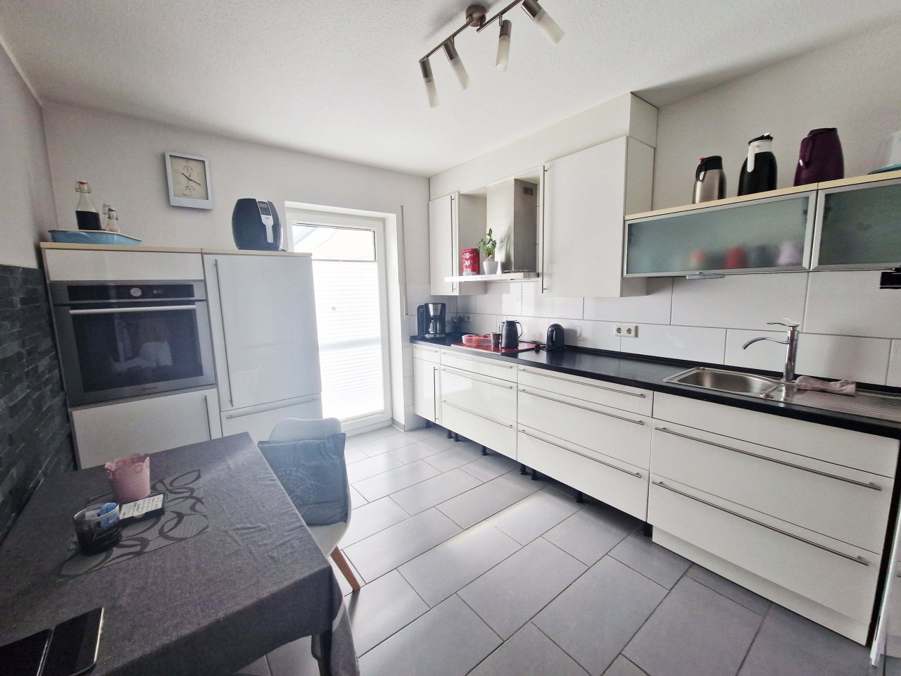 **verkauft** Geschmackvoll, modern, seniorengerecht + 32 m² Dachgeschossfläche