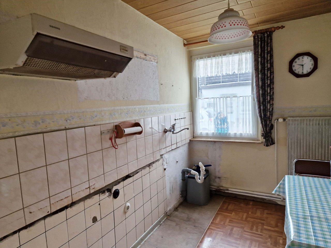 **verkauft**Sanierung oder Abriss... EFH auf großem Grundstück