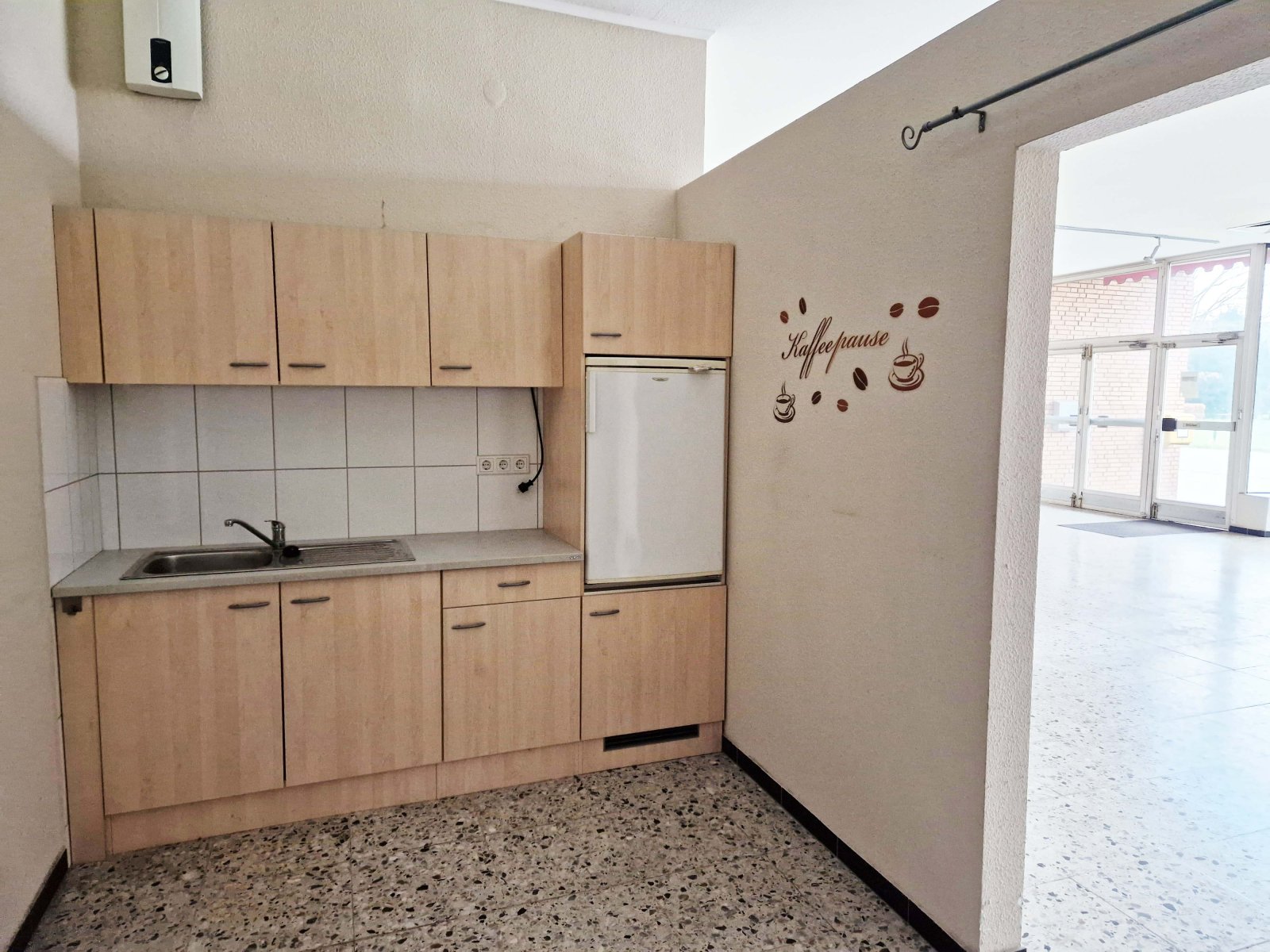 **vermietet** Gewerbefläche mit vielfältigen Nutzungsmöglichkeiten