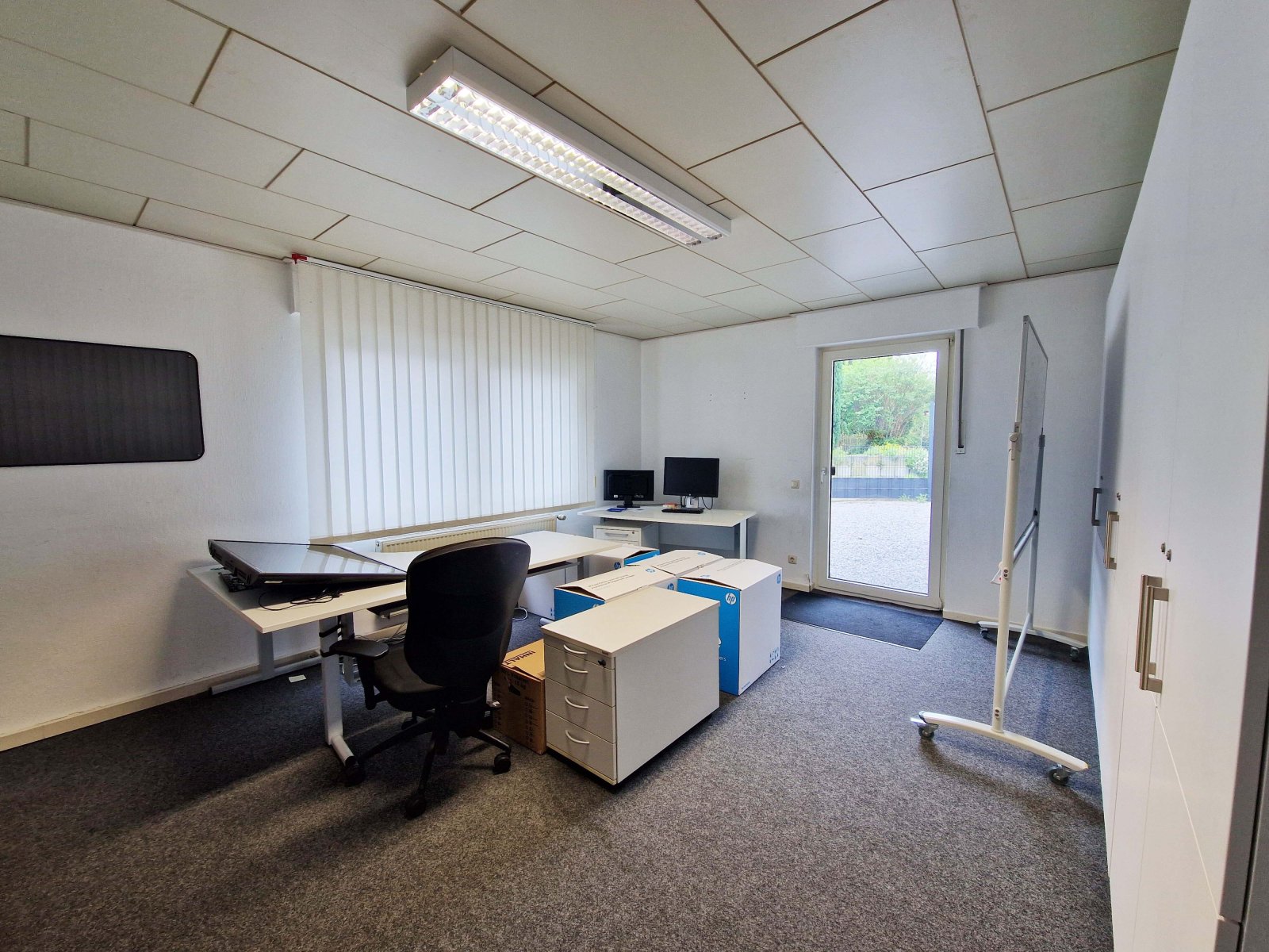 ***vermietet***Gewerbefläche ideal für Büro - Kanzlei - Praxis - Studio - Pflegedienst