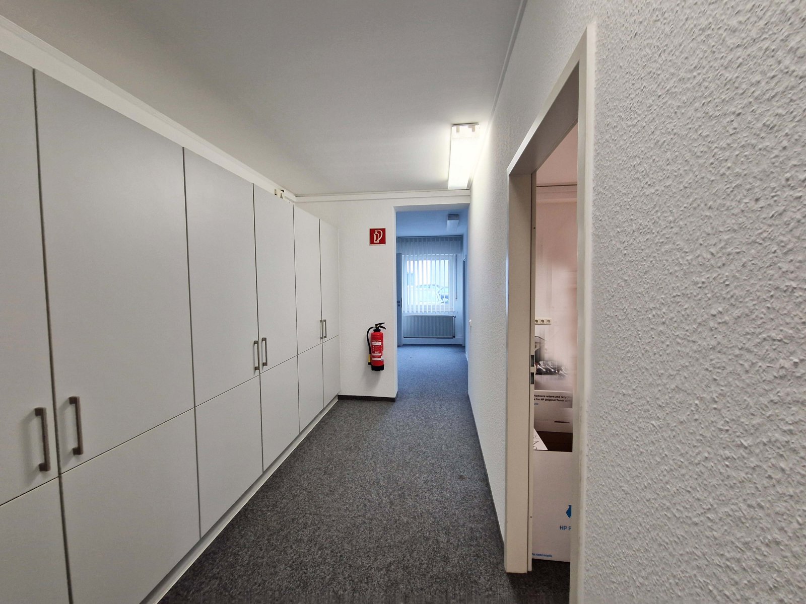 ***vermietet***Gewerbefläche ideal für Büro - Kanzlei - Praxis - Studio - Pflegedienst