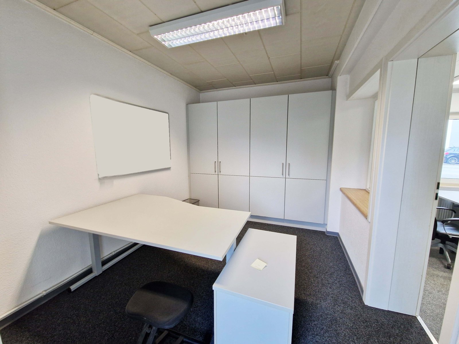 ***vermietet***Gewerbefläche ideal für Büro - Kanzlei - Praxis - Studio - Pflegedienst