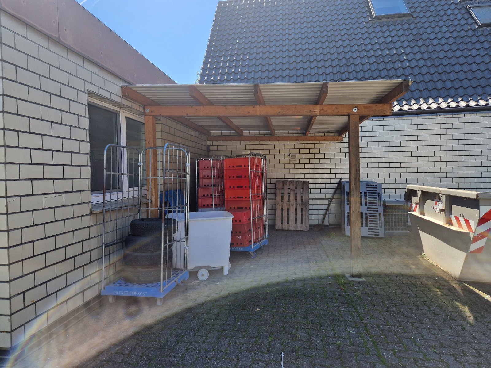 ***verkauft*** Wohn- und Geschäftshaus zentral gelegen