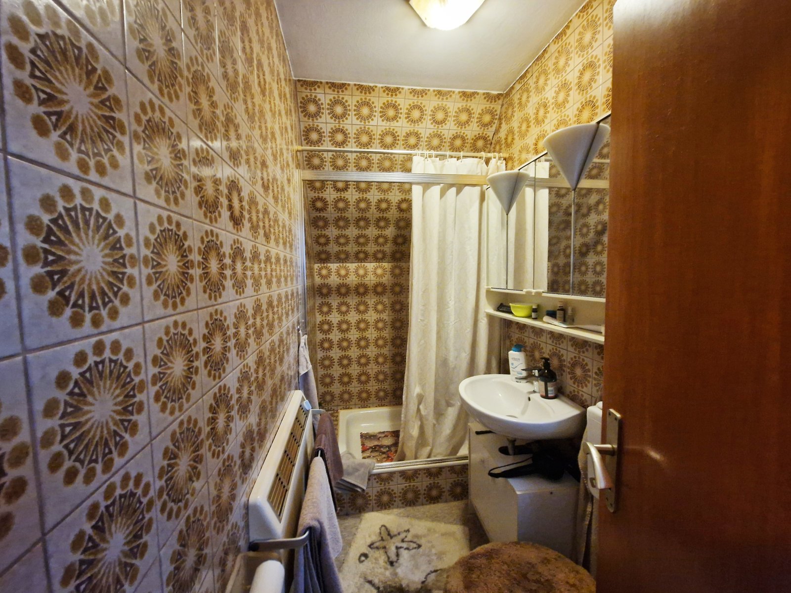 Wunderschönes Grundstück mit sanierungsbedürftigem Wohnhaus