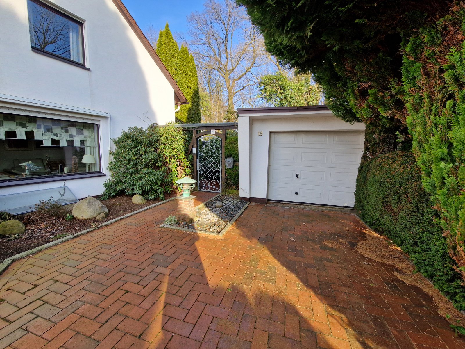 ***verkauft***Großzügig und besonders gelegen mitten in der Natur