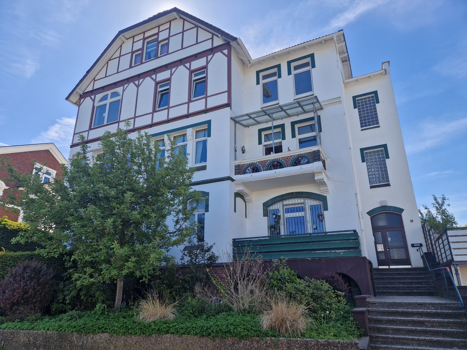 Großzügige Altbauwohnung mit Charme in der Innenstadt von Bad Oeynhausen
