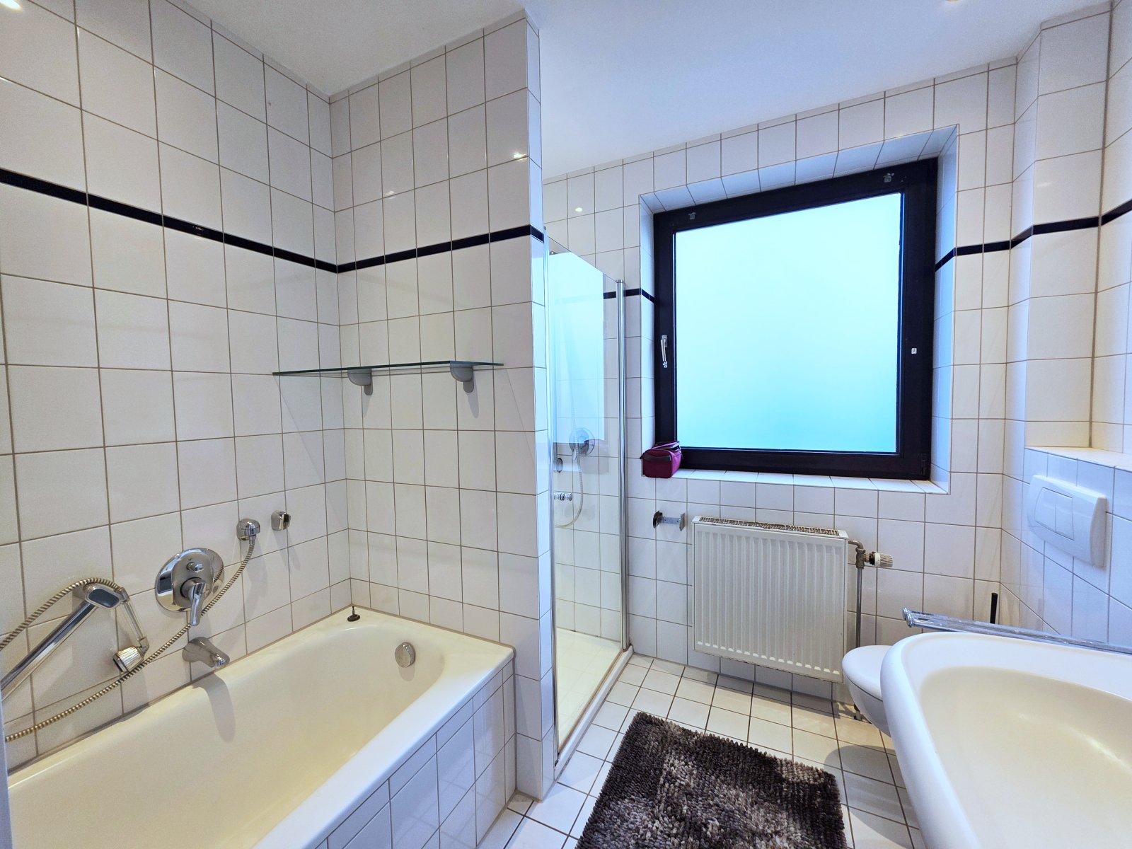 Komfortabler Bungalow auf großzügigem Grundstück im Herzen von Mennighüffen