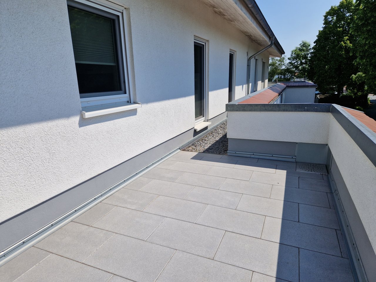 Dachterrasse Südseite mit Ostblick Dachterrasse Südseite mit Ostblick