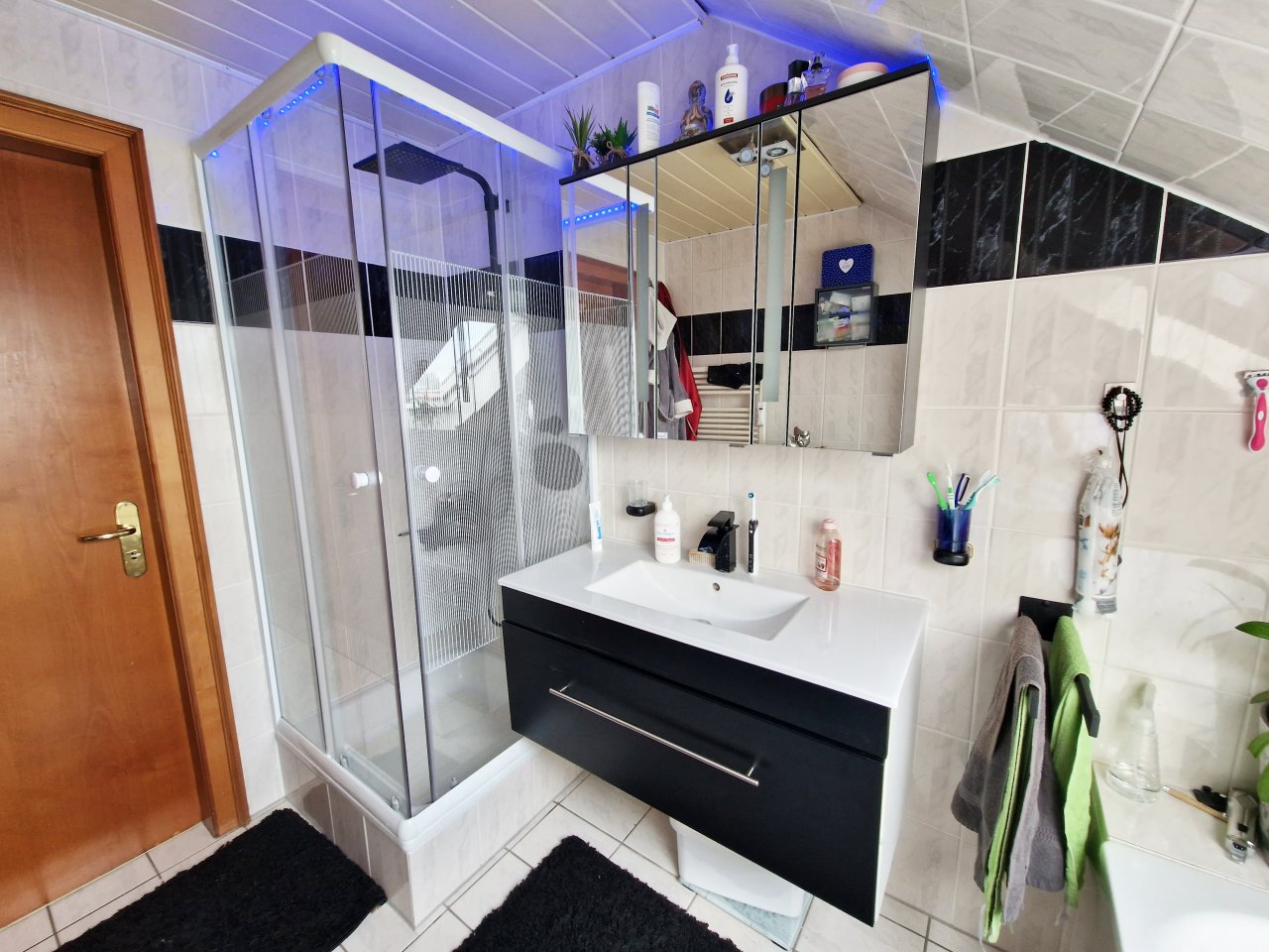 Bad DG Dusche Bad DG Dusche