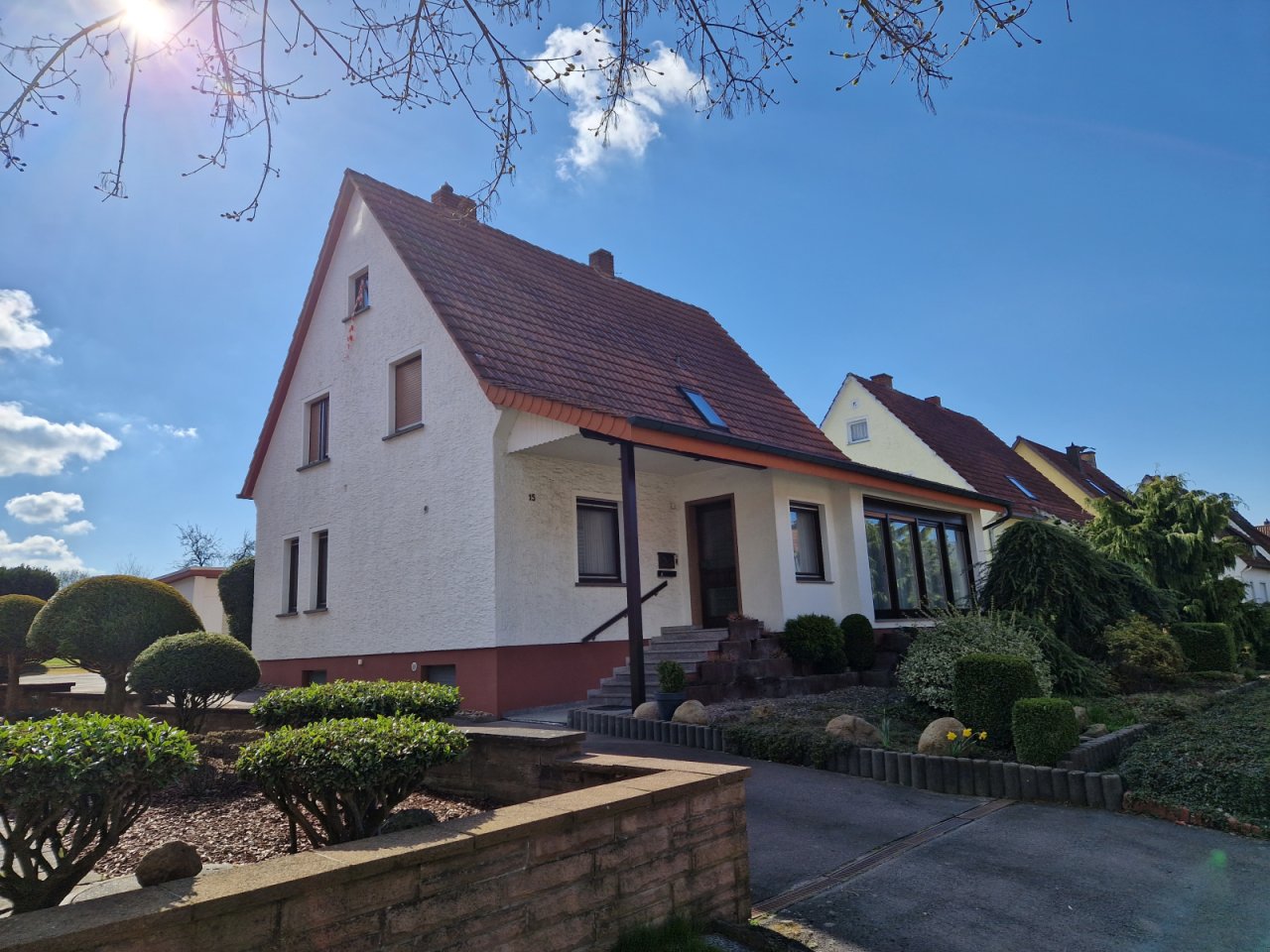 Straßenansicht Straßenansicht